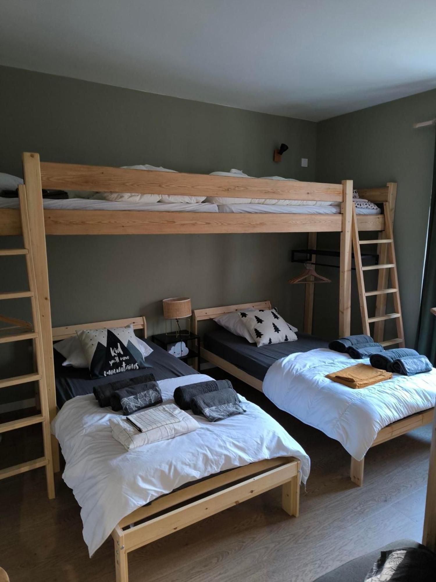Lodge Loupau Maga Bagneres-de-Luchon Exterior photo